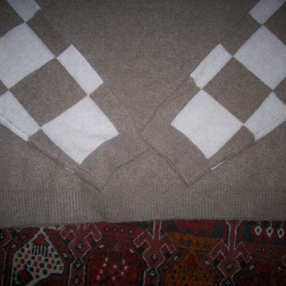 Blu pepper cropped Crew NecK Knit sweater Checkered Long Sleeve sz L Beige